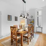 Loftly Kant99 - Zentral - 90m2 - Self Check-in - 300 Mbit * Berlin