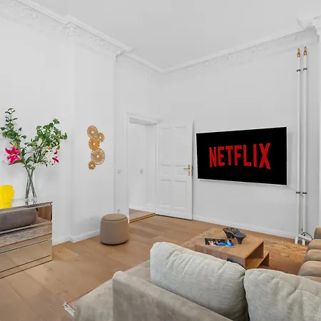 Loftly Kant99 - Zentral - 90m2 - Self Check-in - 300 Mbit Apartment Berlin