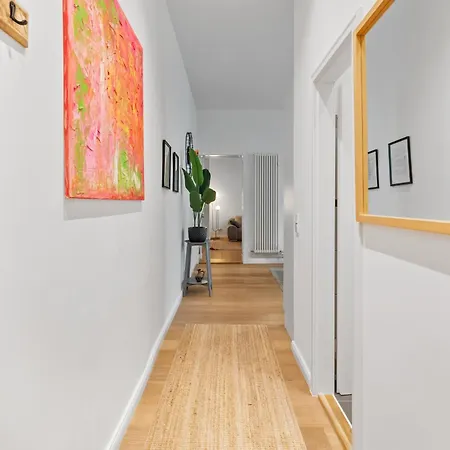 Apartment Loftly Kant99 - Zentral - 90m2 - Self Check-in - 300 Mbit *