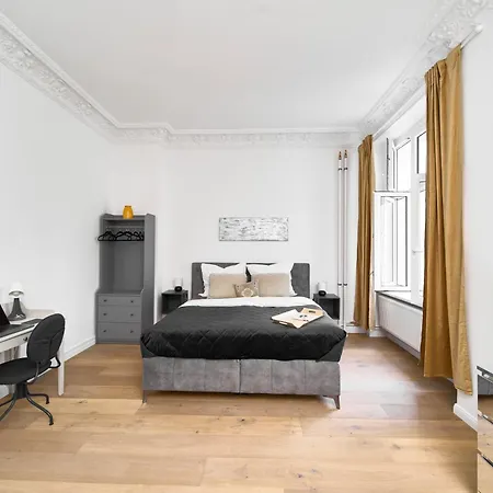 Apartment Loftly Kant99 - Zentral - 90M2 - Self Check-In - 300 Mbit