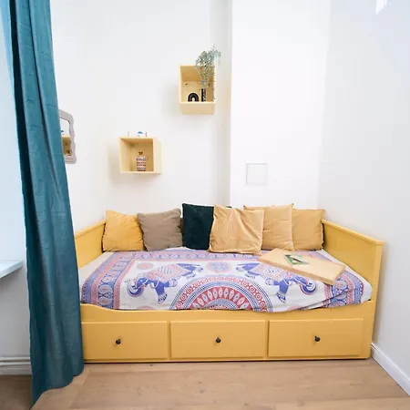 Loftly Kant99 - Zentral - 90M2 - Self Check-In - 300 Mbit * Berlin