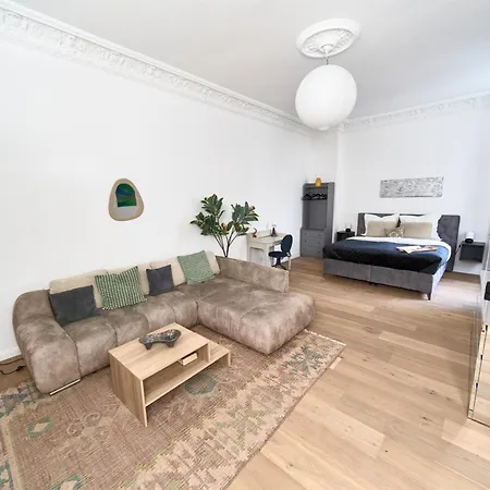 Loftly Kant99 - Zentral - 90M2 - Self Check-In - 300 Mbit Apartment