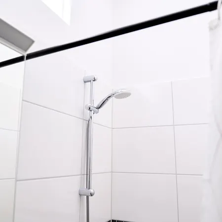 Loftly Kant99 - Zentral - 90m2 - Self Check-in - 300 Mbit *