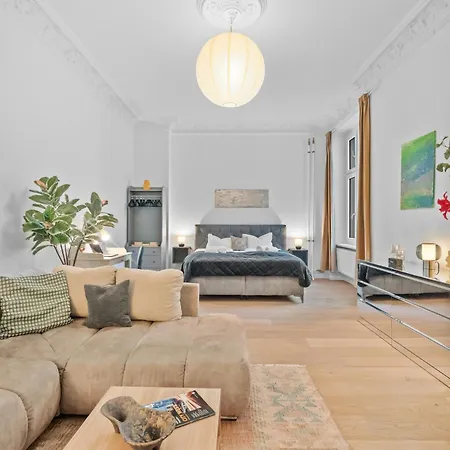 Loftly Kant99 - Zentral - 90m2 - Self Check-in - 300 Mbit Lejlighed *