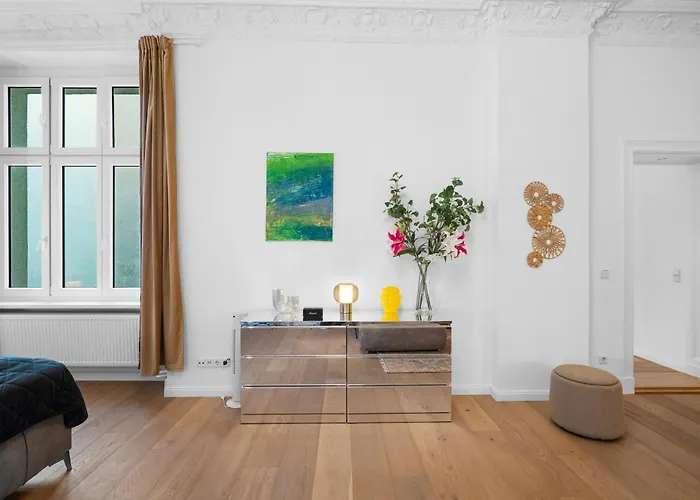 Loftly Kant99 - Zentral - 90m2 - Self Check-in - 300 Mbit *