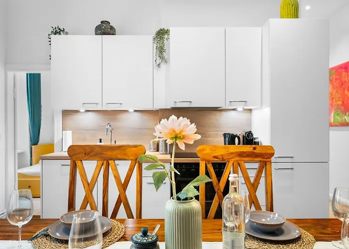 Loftly Kant99 - Zentral - 90m2 - Self Check-in - 300 Mbit Apartmán