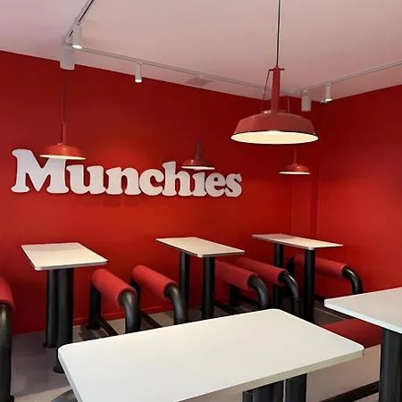 Loftly Kant99 - Zentral - 90m2 - Self Check-in - 300 Mbit * برلين