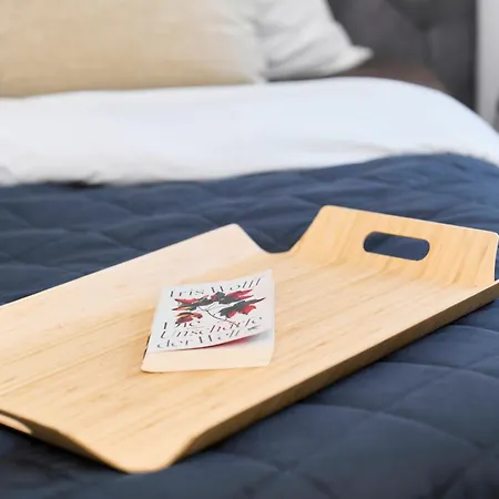 Loftly Kant99 - Zentral - 90m2 - Self Check-in - 300 Mbit Апартаменты *