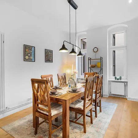 Loftly Kant99 - Zentral - 90m2 - Self Check-in - 300 Mbit * Берлин