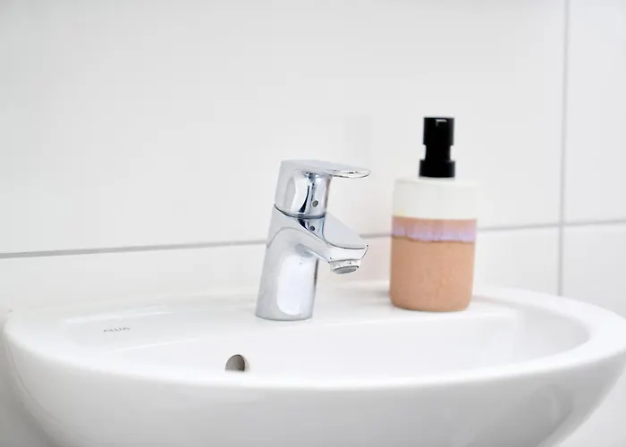 Loftly Kant99 - Zentral - 90m2 - Self Check-in - 300 Mbit Apartament