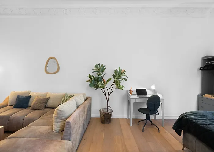 Loftly Kant99 - Zentral - 90m2 - Self Check-in - 300 Mbit Βερολίνο