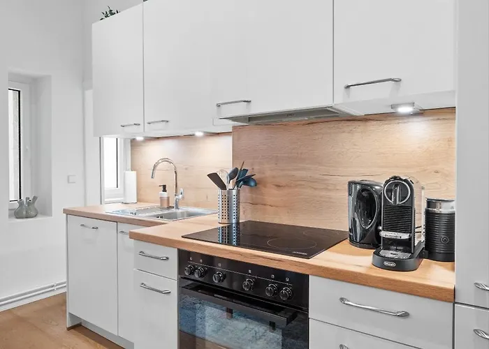 Loftly Kant99 - Zentral - 90m2 - Self Check-in - 300 Mbit Apartament *